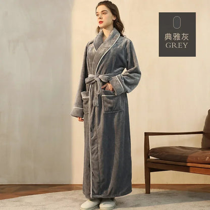 GREYSCALE - BATHROBE