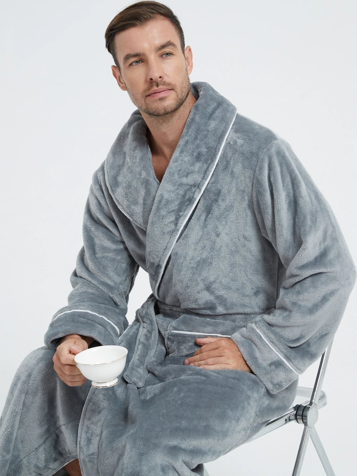 GREYSCALE - BATHROBE