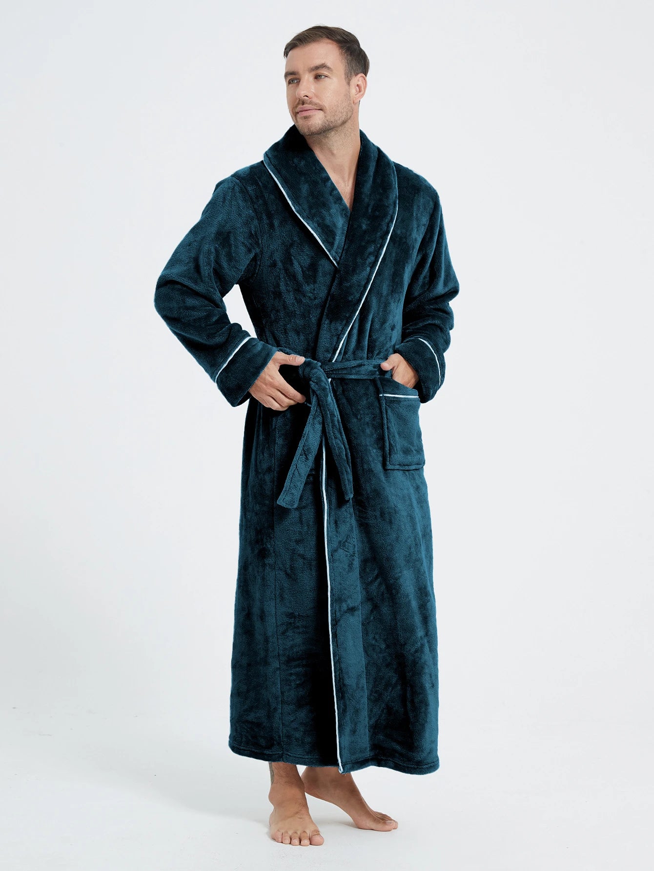 GREYSCALE - BATHROBE